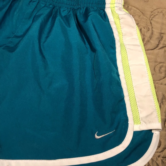 Nike DriFit Shorts - Picture 4 of 8